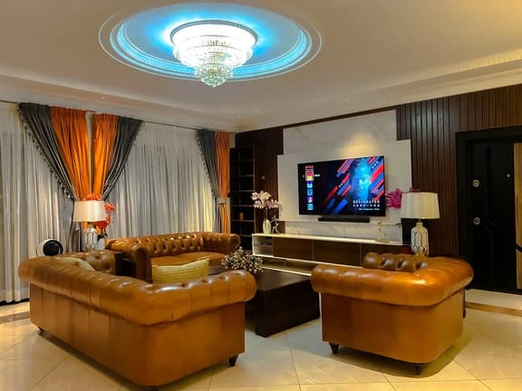 3R Haven: 3 Bedroom Retreat w/ Pool & Event Access